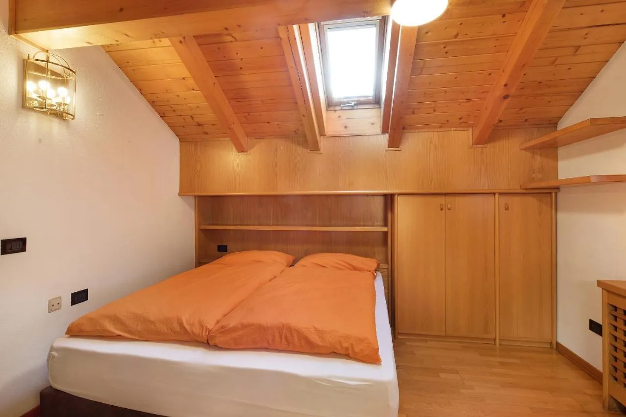 Chalet Gaste Big Family Livigno Italien